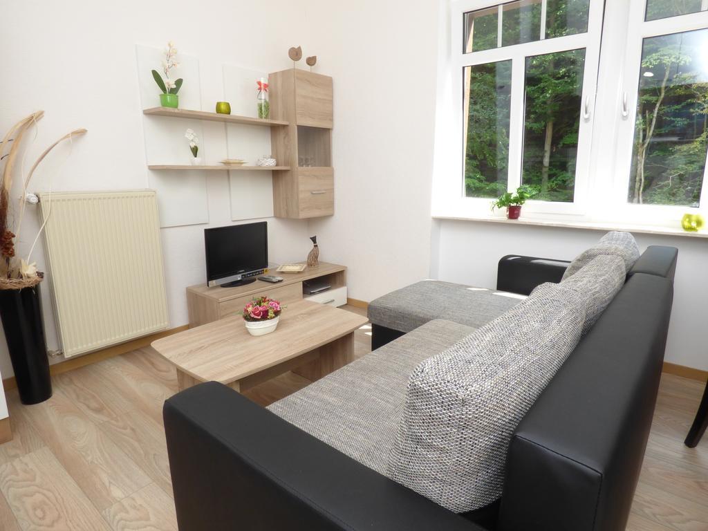 Wald Villa Uessbach Alf Pokoj fotografie