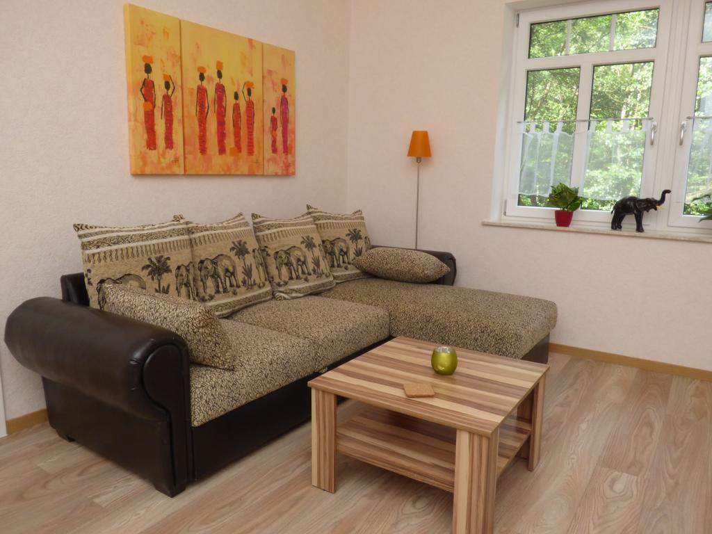 Wald Villa Uessbach Alf Pokoj fotografie