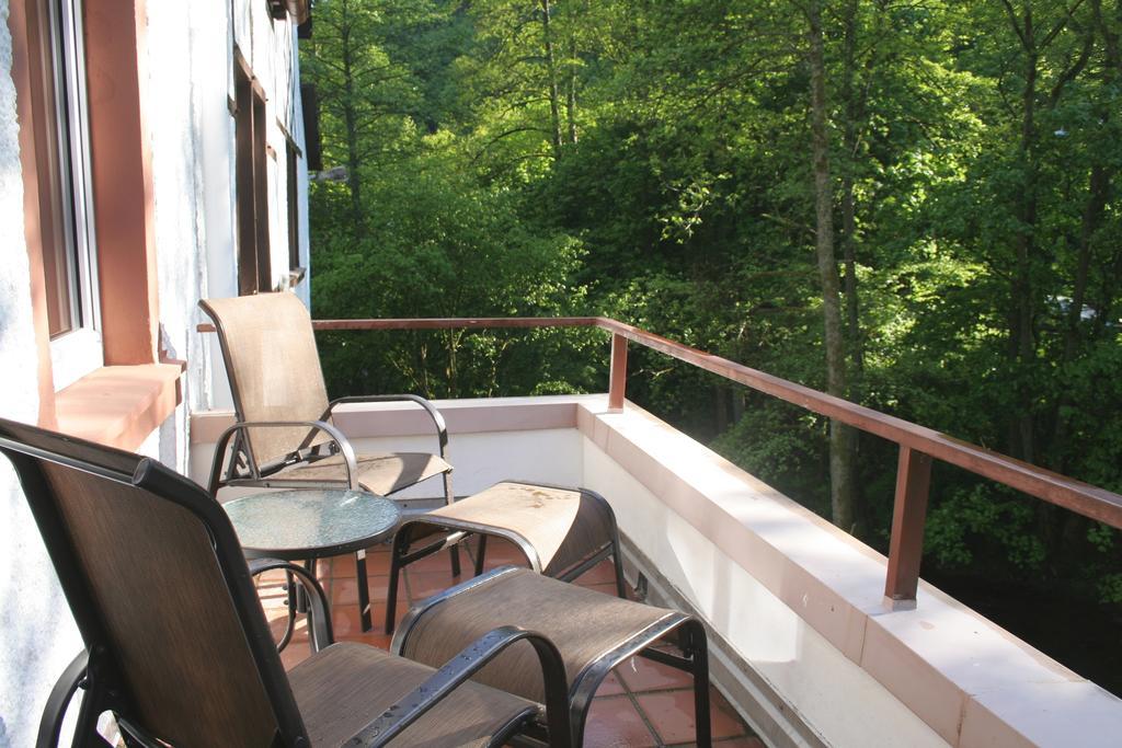 Wald Villa Uessbach Alf Pokoj fotografie